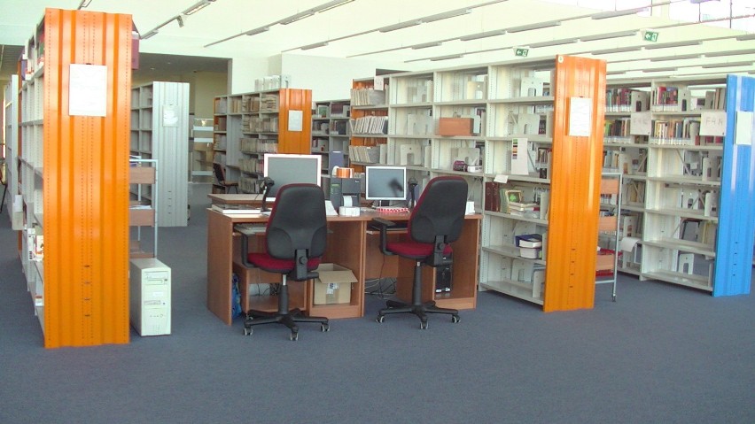 Wnętrza nowej biblioteki UKW