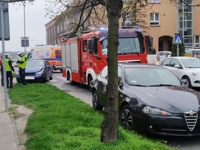 Gniezno. Wypadek na ulicy Żwirki i Wigury. Jedna osoba jest ranna