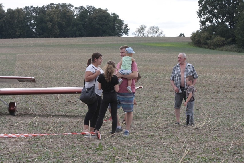 Piknik lotniczy z pokazami strażaków w Komorowie (GALERIA)