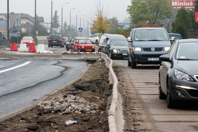 Wykonawca remontu ulicy Grunwaldzkiej w Bydgoszczy wprowadza zmiany w organizacji ruchu.  Szczegóły na kolejnych stronach >>>>>>>>>>