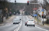 Mieszkańcy Poznańskiej w Zielonej Górze boją się o swoje bezpieczeństwo. "Kierowcy biją tu rekordy prędkości". Co na to policja? 
