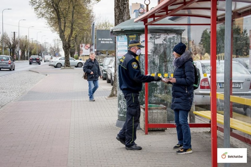 Kolejne samorządy kupują maseczki dla mieszkańców. Gdzie będą dostępne?