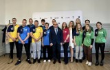 96 Sportowych koszulek dla szkół ponadpodstawowych z Mysłowic