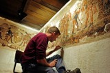 Krakowscy archeolodzy uratowali unikatowe malowidła Majów w prywatnych domach w Gwatemali