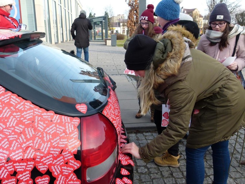 WOŚP-mobil w centrum Zduńskiej Woli