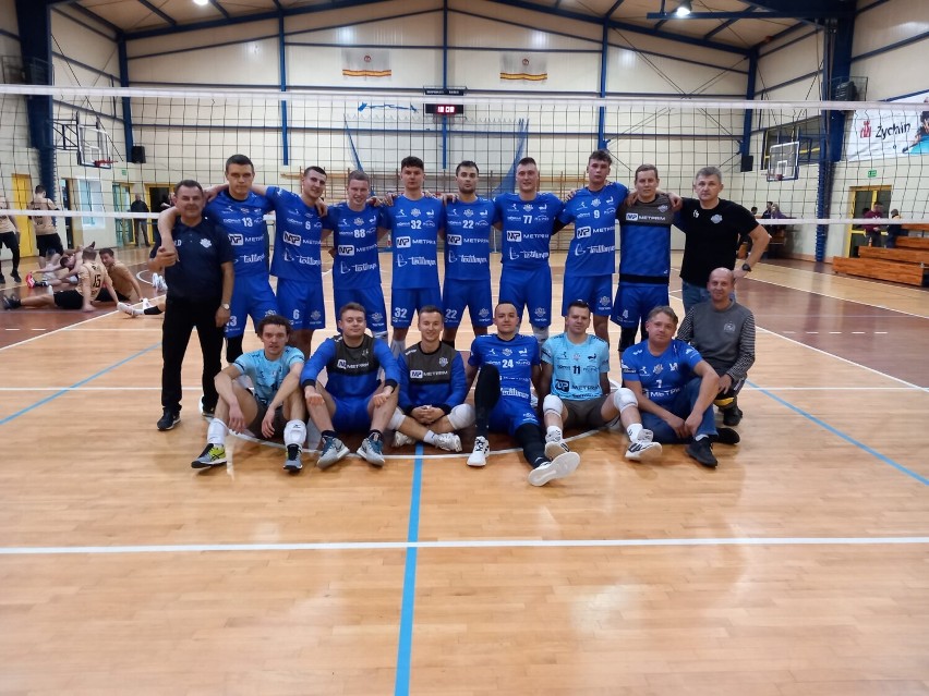 Przegrana siatkarzy METPRIM Volley Radomsko na początek sezonu w III lidze. ZDJĘCIA