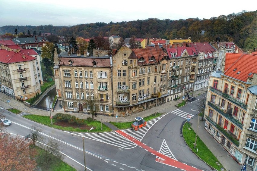 Fenomenalne zdjęcia Gorzowa! Pałac Biskupi, Ekonomik i kamienice przy Łokietka z lotu ptaka. Nasze miasto ma klimat [ZDJĘCIA]