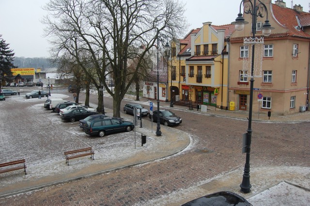 Chodniki w rejonie ul. Jagiełły w Sztumie pokryła warstwa lodu, jednak zostały posypane piaskiem