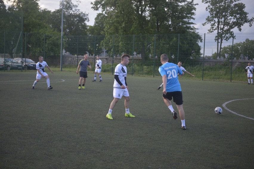 Osiem zespołów brało udział w rozgrywkach Lipnowskiej Ligi...