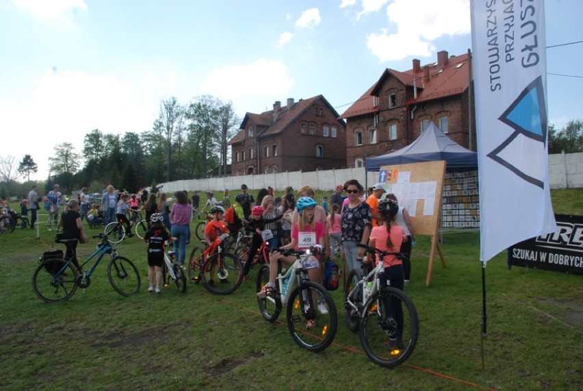 Ponad 70 młodych kolarzy ścigało się w Grand Prix Głuszycy MTB Podziemia Osówki ZDJĘCIA