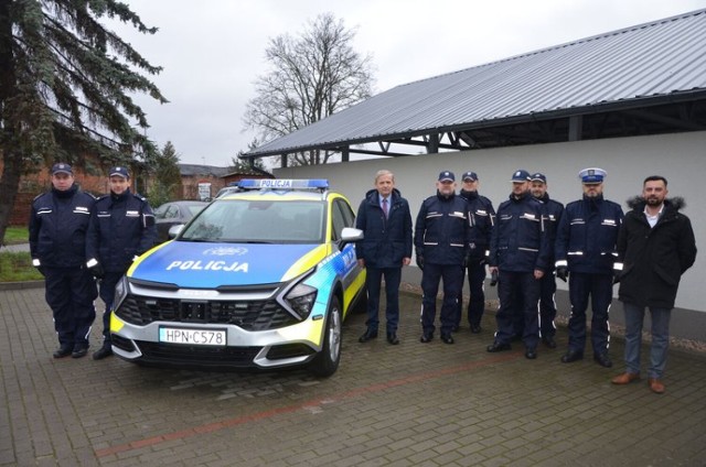 Samochód policyjny Kia Sportage przeznaczony został dla funkcjonariuszy z Posterunku Policji w Luzinie