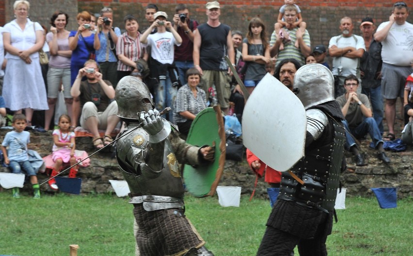 Oblężenie Malborka 2011.  Wielka parada, otwarcie i turniej łuczniczy [PROGRAM, DZIEŃ TRZECI]