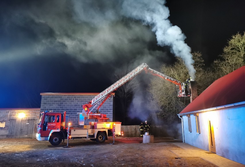 Pożar sadzy w przewodzie kominowym w budynku w miejscowości Orlina Duża