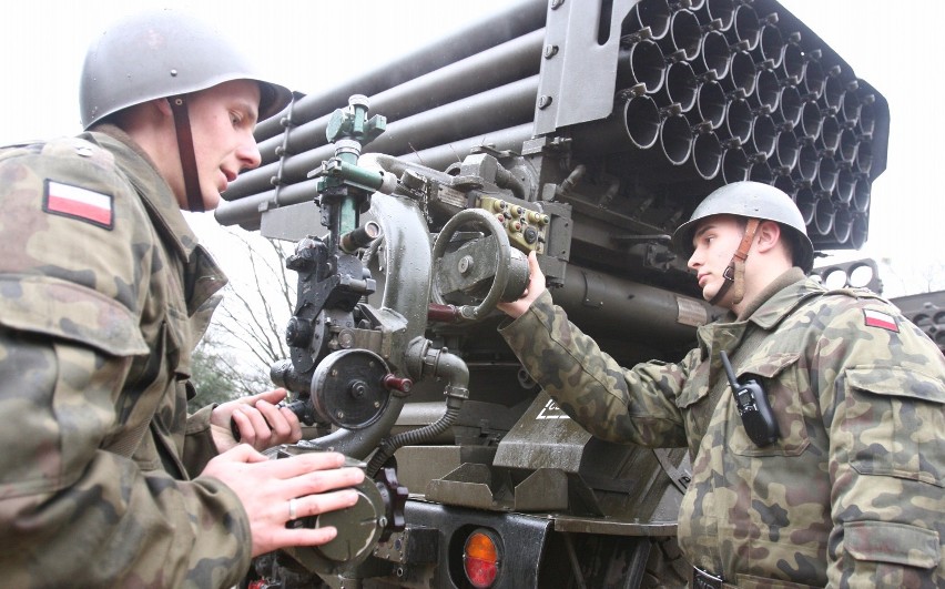 Ćwiczenia artyleryjskie na poligonie pod Toruniem