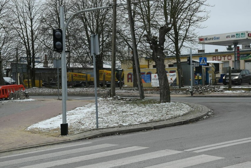 Trwa budowa sygnalizacji świetlnej na skrzyżowaniu ulic Inowłodzkiej, Skłodowskiej i św. Marka