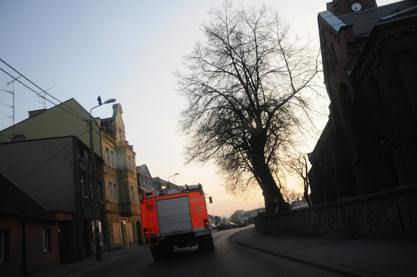 Strażacy ćwiczyli przy drodze krajowej nr 5, na terenie...