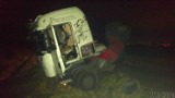 Ciężarówka z cementem wpadła do rowu w okolicach Malni [ZDJĘCIA] 