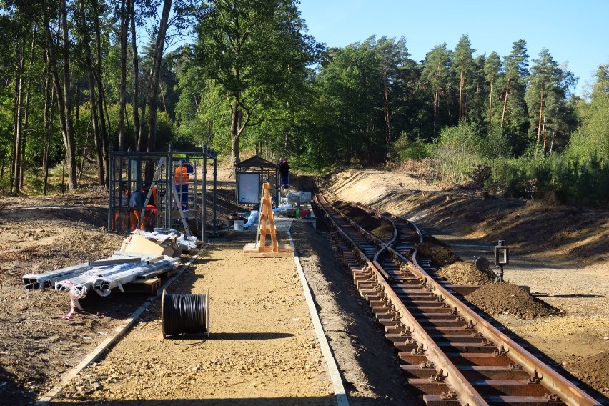 Powoli dobiega budowa stacji kolejki w Stodołach