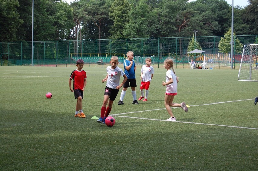 Letnia Akademia Futbolu w Zduńskiej Woli rozpoczęta