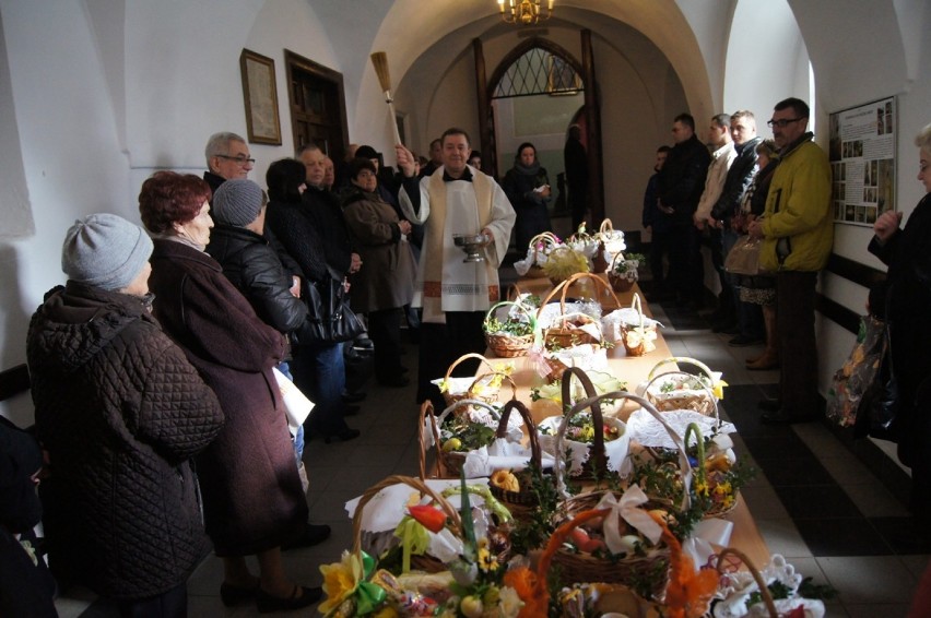 Wielkanoc Radomsko 2015: Święcenie pokarmów
