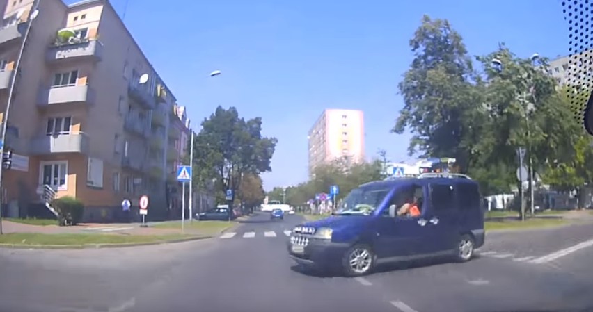 Groźny wypadek w Częstochowie - wszystko zarejestrowała kamera [WIDEO]