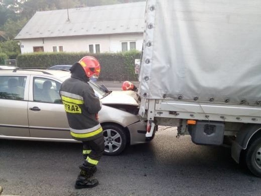 Nowy Sącz. Zderzenie samochodów na ulicy Tarnowskiej