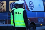  Rowerzysta zjechał ze ścieżki i uderzył w samochód. Sprawę wyjaśnia policja