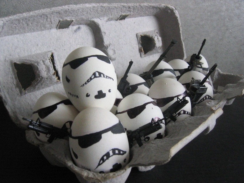 Zobacz w galerii pomysłowo pomalowane jajka na święta...