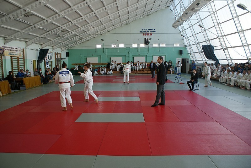 Judocy walczą w hali Olimpii