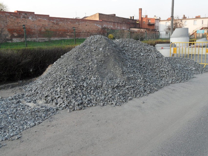 Kanalizacja Żory: Drogi rozkopane, bo w mieście trwa wielka budowa kanalizacji