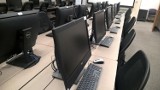 Powstaną nowe pracownie komputerowe w trzech szkołach w gminie Sławno