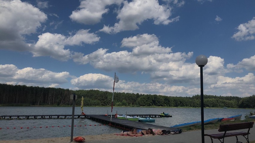 Kąpielisko w Janowicach gotowe do sezonu. Jak tam można wypoczywać? Zobacz zdjęcia  