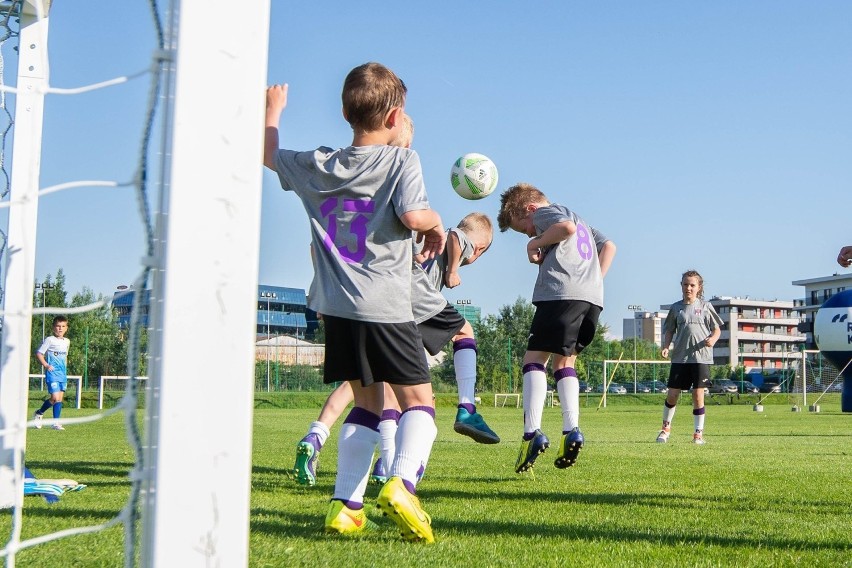 Garbarnia Kraków. Dwa turnieje piłkarskie - 7- i 11-latków - z okazji 100-lecia klubu "Brązowych"