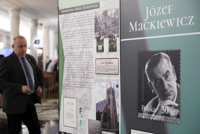 Po raz pierwszy wystawa IPN poświęcona Józefowi Mackiewiczowi została zaprezentowana rok temu w Warszawie