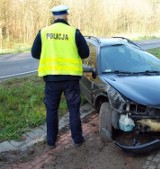 Dachowanie w Swarożynie. Jedna osoba trafiła do szpitala [ZDJĘCIA, AKTUALIZACJA]