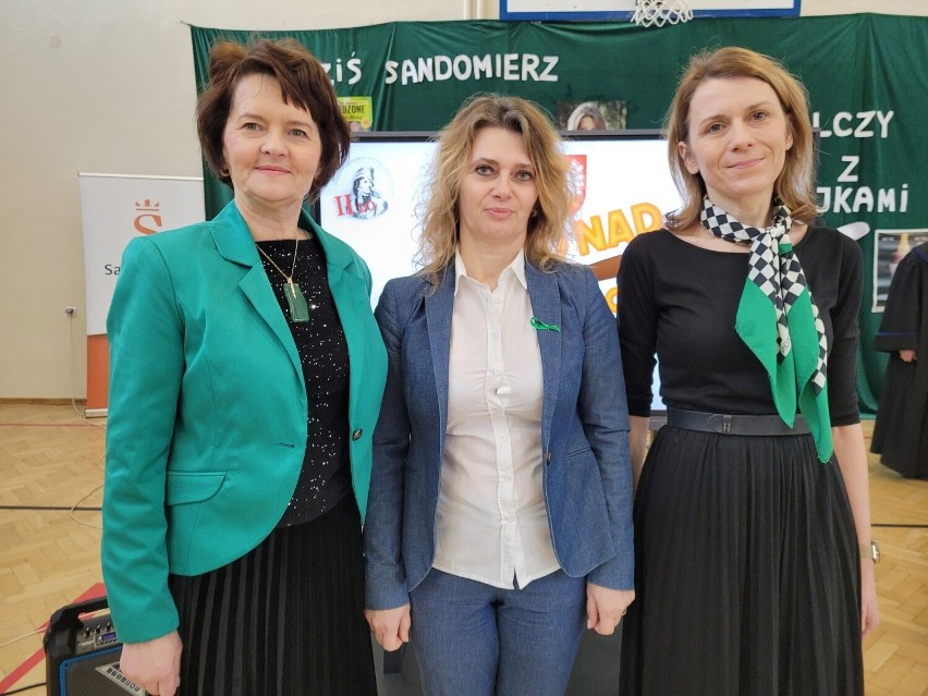 W II Liceum Ogólnokształcącym w Sandomierzu odbyło się wydarzenie o charakterze profilaktycznym - "Sąd nad Papierosem". Zobacz zdjęcia