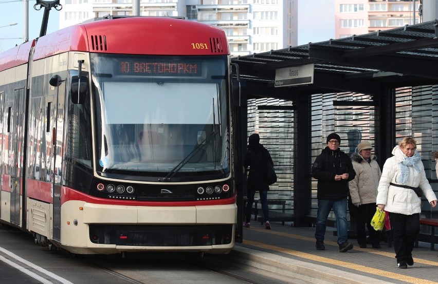 Atak śmierdzącym gazem w tramwaju w Gdańsku! Nieoczekiwany...