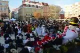 Jarmark bożonarodzeniowy w Dzierżoniowie. Helenka od Aniołów, stroiki, pierniki, grzaniec i chłopaki do wzięcia