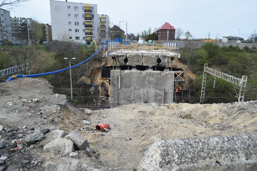 Trwa przebudowa wiaduktu na ulicy Mariackiej w Radlinie....