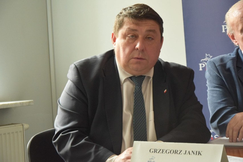 Rybnik z indywidualnym programem antysmogowym. Jak rząd PiS chce walczyć ze smogiem w miastach powyżej 100 tys