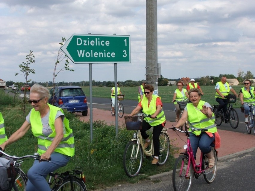 Rajd rowerowy rozdrażewskich seniorów