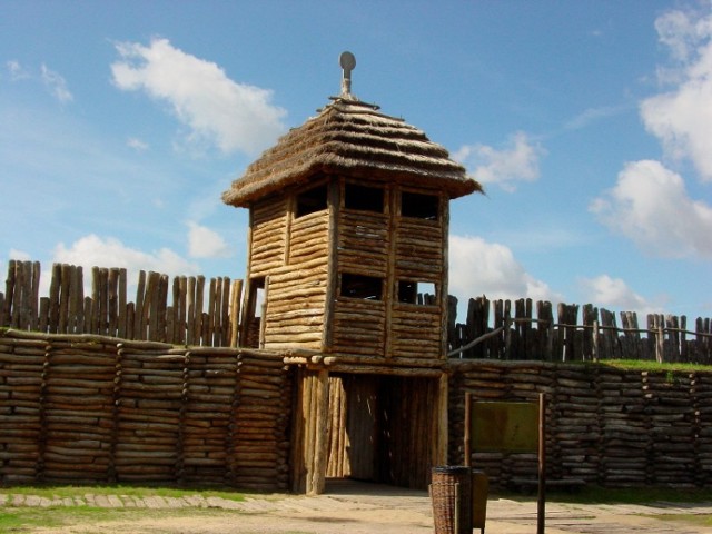 Skansen w Biskupinie