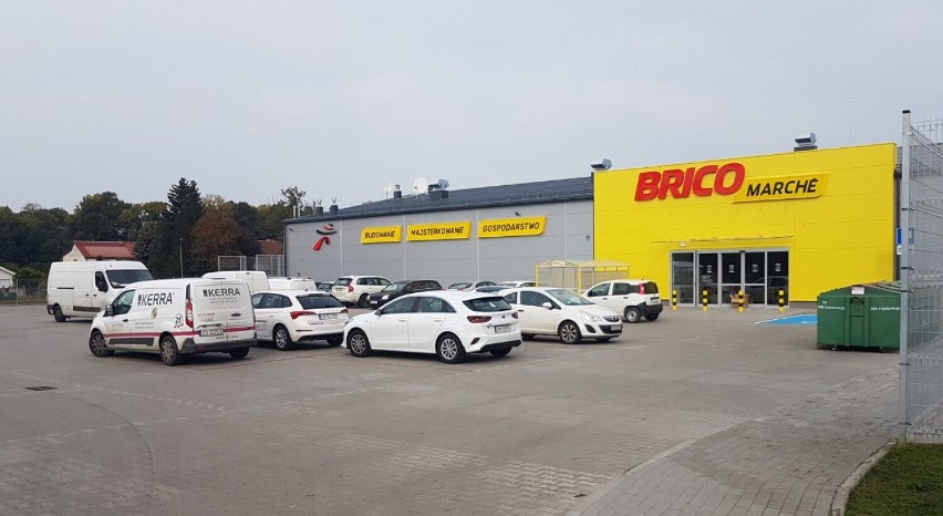 Muszkieterowie otworzyli dziś sklep sieci Bricomarché w Pyrzycach