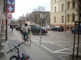 Rowerem po chodniku w Opolu