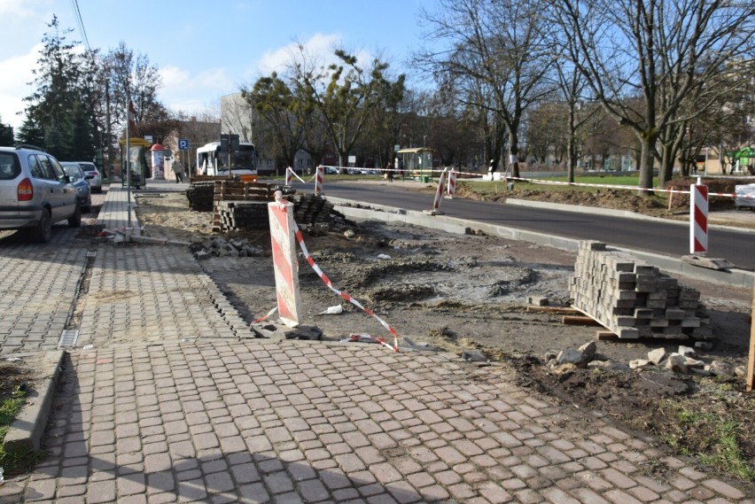 Trwa remont w Sandomierzu. Utrudnienia dla pieszych przy ulicy Koseły i Mickiewicza. Zobacz zdjęcia 