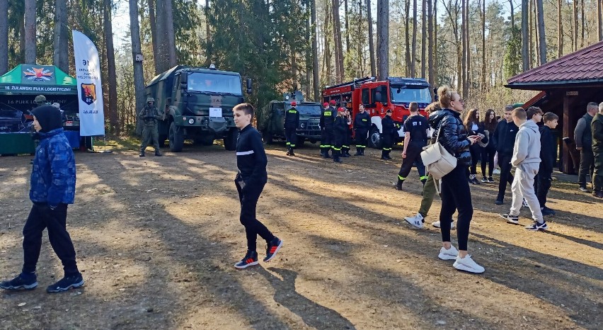 Elbląska policja zaprasza uczniów na... wagary.