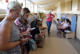 Protest rodziców w Wołczynie. 5-letnie przedszkolaki przeniesiono do szkoły [wideo, zdjęcia]