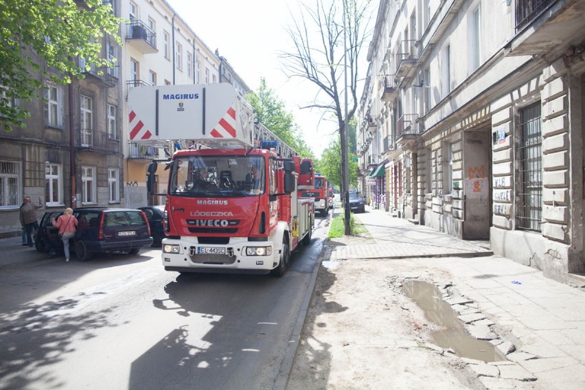 Pożar w kamienicy na Abramowskiego w Łodzi