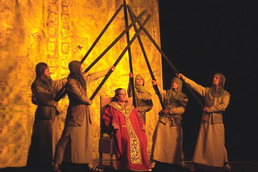 Niedziela: "Nabucco" w Operze na Zamku