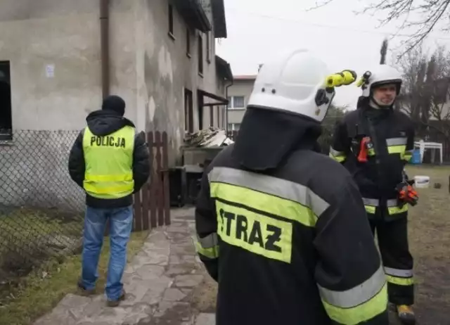 Pożar w Ornontowicach. Policjanci uratowali mieszkańców